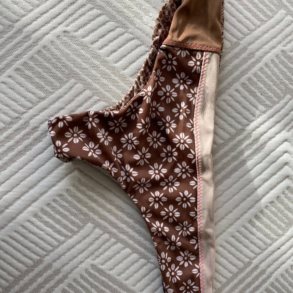 Acacia multi bottoms